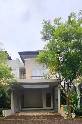 RUMAH MEWAH MURAH CLUSTER VENTURE SERENIA HILLS SEMI FURNISHED