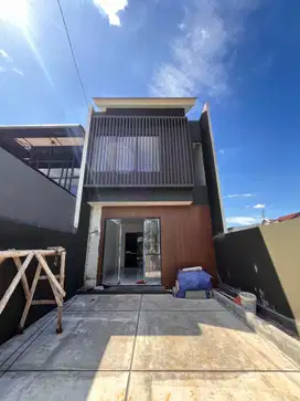 Rumah 2 lantai murah mewah di Jatiasih Bekasi
