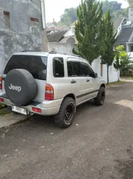 Mobil escudo 2003