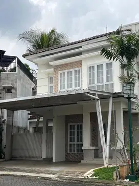 Rumah Bagus Istimewa Siap Huni Rafflesh Hills Cibubur dekat Tol & LRT