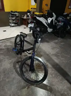 Sepeda BMX 20 inc