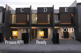 Row Jalan Raya Rumah Baru Gress Di Kutisari Indah Surabaya
