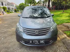Dijual Honda Freed 2011 (Tipe S - Sliding Door)