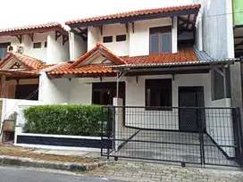 Rumah 2lt 8x15 120m type 3KT Metland Menteng Cakung