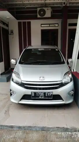 Mobil Toyota Agya 1.0-G
