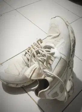 Sepatu Adidas no 43 mulus