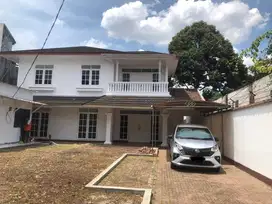 DIJUAL CEPAT MURAH Rumah Menteng, Jaksel
