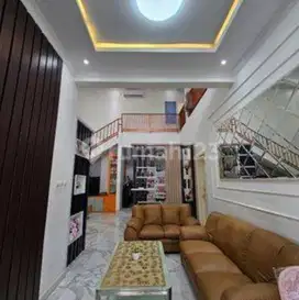 DIJUAL RUMAH BAGUS 2 LANTAI DI PULO GEBANG PERMAI JAKARTA TIMUR
