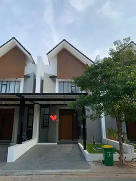 Siap Huni Rumah  Cluster Jura dekat Club House Metland Menteng Cakung