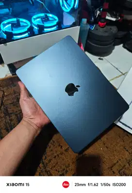MacBook M2 2022 Mulus Normal Bisa TT Pastinya