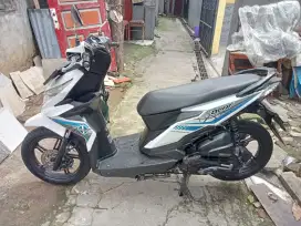 Di Jual motor honda beat 2016