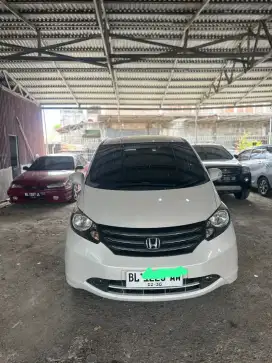 Honda Freed 2012