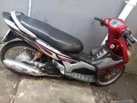 Yamaha Nuovo z 2005