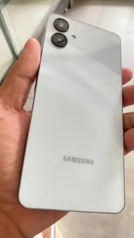 Samsung A06 6/128gb