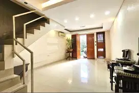 Rumah Modern Minimalis Furnish Dekat Taman di Gading Arcadia Jak Ut