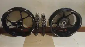Velg & shock belakang ori aerox new