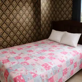Disewakan Murah Unit Strategis  2BR Furnish Apartemen Green Bay Pluit