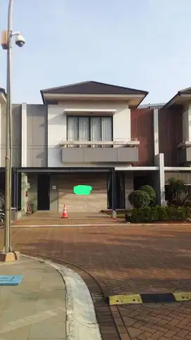 Dijual Rumah Mewah dan Nyaman (lokasi Premium Bulevard Bintaro Jaya)