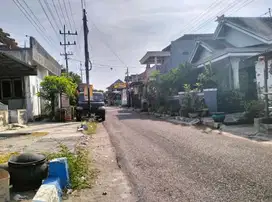 TANAH SPEK USAHA JL IRAWAN PONOROGO KOTA