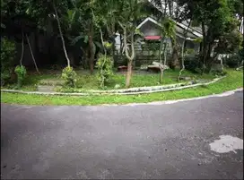 Rumah Tua Hitung Tanah Di Griya Loka Bsd, Dekat Tol & Sekolah,Bisa KPR