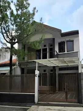 Rumah Strategis Cantik Terawat Mewah Harga Murah di BKR Bandung