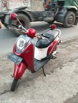 Honda Scoopy 2011 karbu