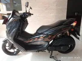YAMAHA NMAX 2022 BIRU