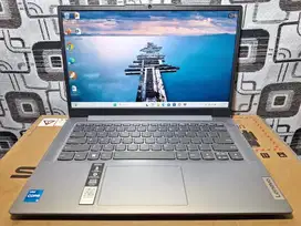 Laptop Lenovo IdeaPad Slim 3 14IAH8 Intel i5-12450H RAM 8GB SSD 512GB