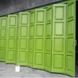 Pintu Lipat Besi