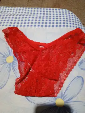 Celana dalam wanita