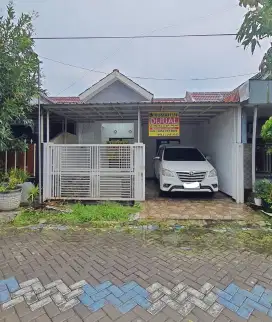 Dijual Cepat Rumah Tinggal di Permata Sukodono Raya