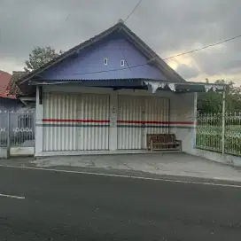 Rumah beserta  rukonya