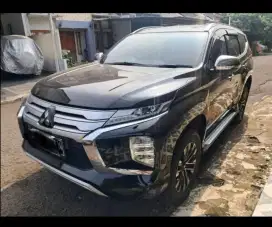 Pribadi.LOW KM 4X4 Pajero Dakar Ultimate  2022