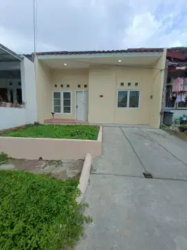DIJUAL Rumah Cantik
Kawasan Lippo Cikarang