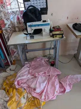 Mesin Jahit Singer 974 Kondisi Bagus Normal siap pakai