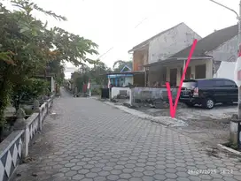 Dijual Murah Tanah Strategis belakang SCH Utara Masjid Suciati Sleman