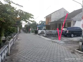 Dijual Murah Tanah Strategis belakang SCH Utara Masjid Suciati Sleman