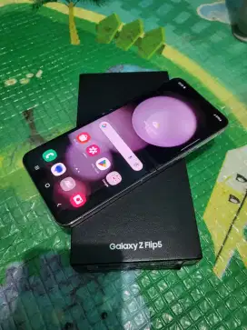 Samsung z flip 5 256 sein like new jual cepat
