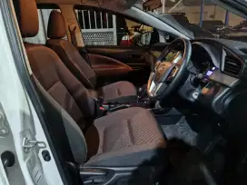 Toyota Innova Reborn Diesel Matic Antik