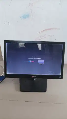 Monitor LG 16 Inchi