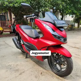 Honda PCX 160 CBS tahun 2022