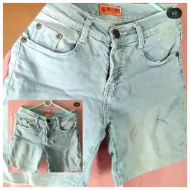 CELANA PENDEK JEANS WANITA