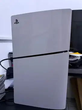PS 5 Slim 1 TB Disc Version
