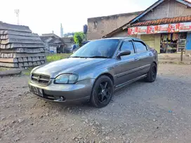 Suzuki Baleno 2001 Bensin