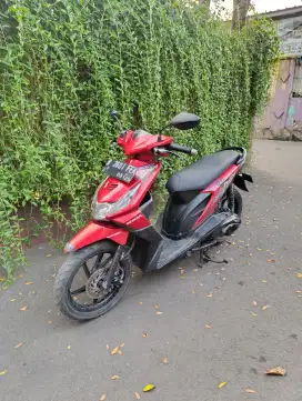 Bissmillah dijual motor Honda beat karbu 2011 istimewa