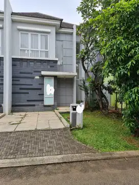 DIJUAL RUMAH MURAH 2 LANTAI MASIH ADA TANAH BELAKANG DI CLUSTER BARU K