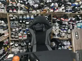 Di butuh kan host live tiktok /shopp cewek