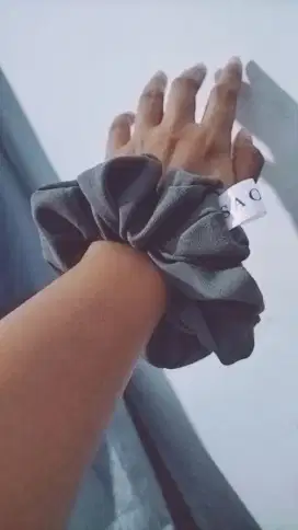 Scrunchie ikat rambut