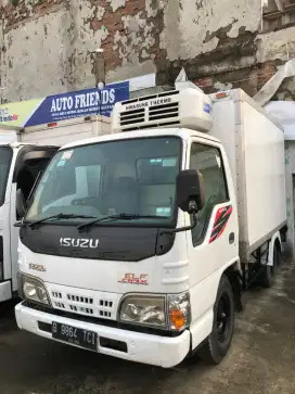 Isuzu ELF NKR55 ps100 engkel std box Freezer 2015