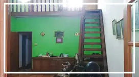 [Luas 157 m2] RUMAH Pasar Rebo 2 Lantai (4KT) Jakarta